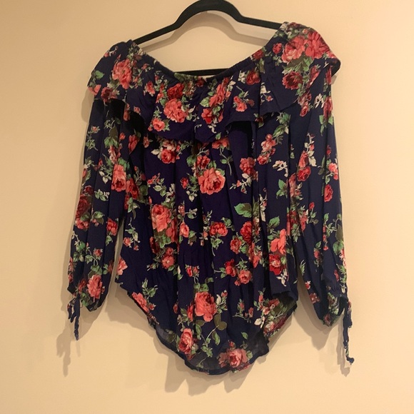 Ganji LA floral ruffled top- multi color: navy blue, red, and green. - Picture 1 of 3